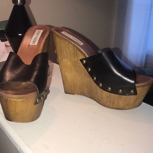 Steve Madden wedges